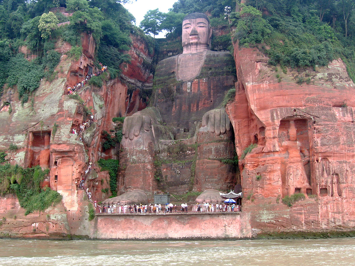 1200px-Leshan_Buddha_Statue_View.jpg